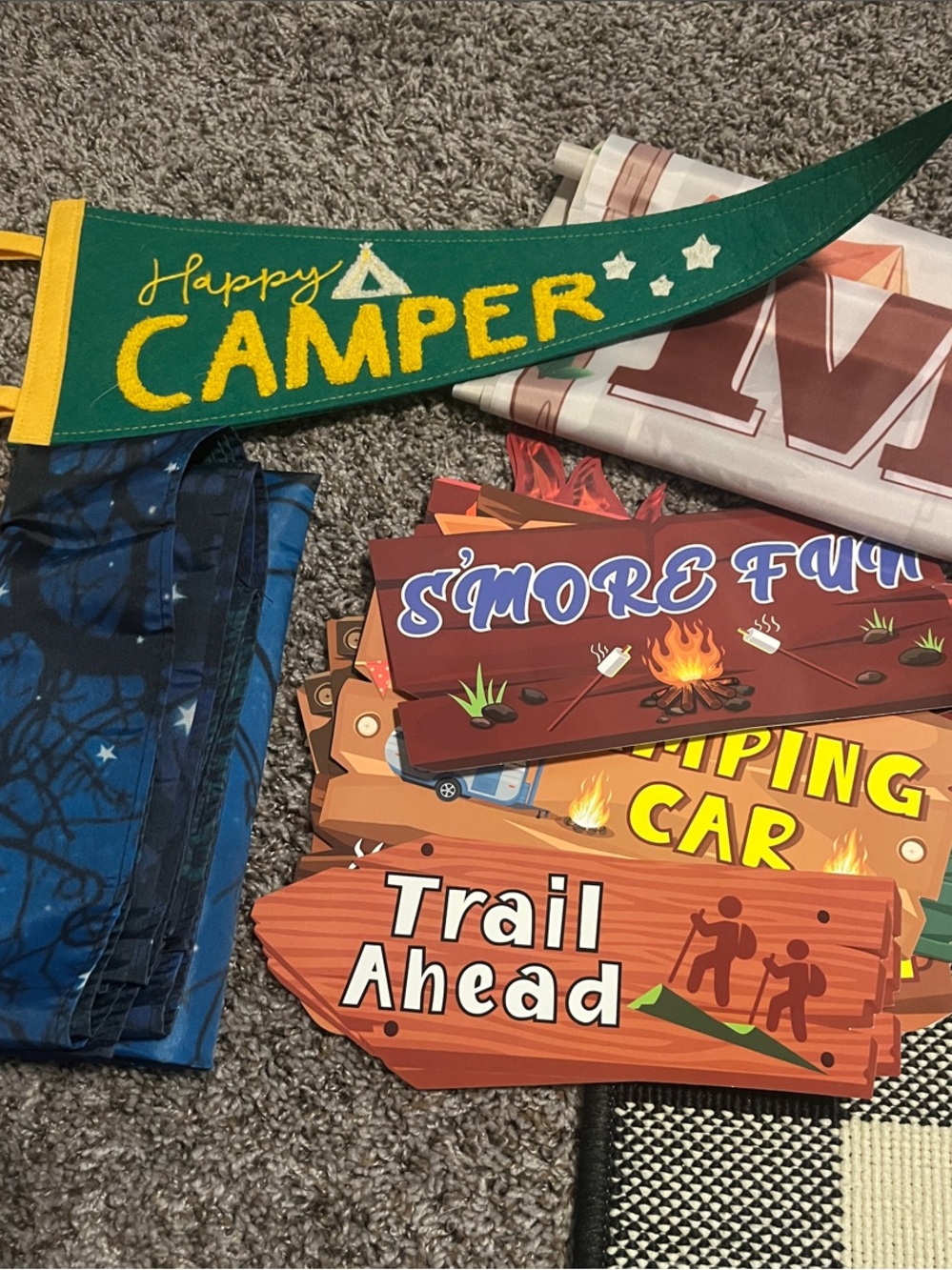 Happy Camper Green Pennant + Camping Sign Set